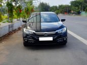 Cần bán xe Honda Civic 1.8E 2019