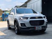 Cần bán gấp Chevrolet Captiva năm 2016, màu trắng còn mới