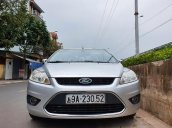 Bán Ford Focus năm sản xuất 2011, màu bạc còn mới, giá 326tr