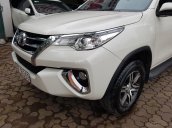 Toyota Fortuner 2.7 2019 trắng Ngọc Trinh