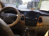 Cần bán gấp Toyota Innova sản xuất năm 2012 còn mới