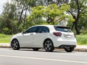 Cần bán xe Mercedes A200 đời 2013, màu trắng 