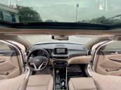 Bán ô tô Hyundai Tucson 1.6 T-GDI sản xuất 2020, màu trắng, 909tr