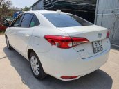 Cần bán lại xe Toyota Vios năm 2018, giá thấp