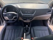 Bán ô tô Hyundai Accent 2019, màu bạc chính chủ, giá 428tr