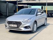 Bán ô tô Hyundai Accent 2019, màu bạc chính chủ, giá 428tr