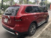 Xe Mitsubishi Outlander đời 2018, màu đỏ chính chủ, giá 718tr