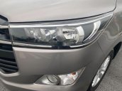 Bán Toyota Innova sản xuất năm 2016, màu xám chính chủ, giá tốt