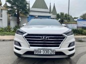 Bán ô tô Hyundai Tucson 1.6 T-GDI sản xuất 2020, màu trắng, 909tr