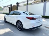Bán Mazda 6 sản xuất 2020, màu trắng còn mới, giá tốt