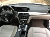 Bán Mercedes C200 2012, số tự động, màu trắng rất đẹp