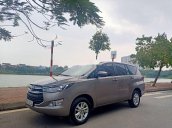 Bán ô tô Toyota Innova đời 2019, màu vàng còn mới