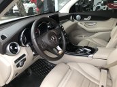 Xe Mercedes GLC 300 đời 2019, màu trắng, giá tốt