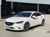 Cần bán gấp Mazda 6 2.5AT năm sản xuất 2017, màu trắng