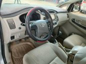 Bán xe Toyota Innova đời 2015, còn mới