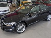 Khuyến mãi tháng 6/2021 giảm sốc 200tr cho Passat 1.8 Turbo nhập khẩu Đức 2020, đủ màu, giao ngay