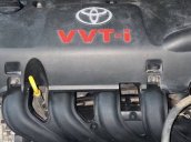 Cần bán Toyota Yaris đời 2014, màu bạc, xe nhập chính chủ