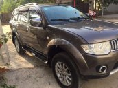 Cần bán gấp Mitsubishi Pajero năm 2011 còn mới