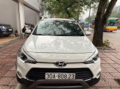 Cần bán Hyundai i20 Active 2015, màu trắng, nhập khẩu nguyên chiếc