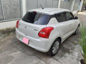 Cần bán xe Suzuki Swift 1.4AT sản xuất năm 2020, màu trắng