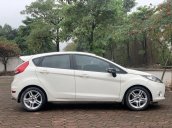 Bán Ford Fiesta sản xuất 2011 còn mới, 279 triệu