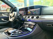 Cần bán Mercedes E300 năm 2019, màu đỏ còn mới