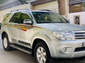 Bán ô tô Toyota Fortuner năm sản xuất 2010, màu bạc, xe nhập 