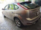 Cần bán lại xe Ford Focus sản xuất 2012 còn mới