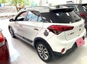 Cần bán xe Hyundai i20 Active 2017, màu trắng còn mới