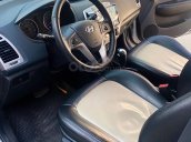 Bán Hyundai i20 AT sản xuất 2011, màu bạc, nhập khẩu nguyên chiếc xe gia đình, giá chỉ 306 triệu