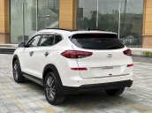 Cần bán xe Hyundai Tucson 2.0 ATH sản xuất năm 2020, màu trắng, giá 905tr