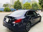 Xe Mercedes C200 sản xuất năm 2019, màu xanh lam, nhập khẩu