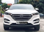 Bán Hyundai Tucson đời 2018, màu trắng