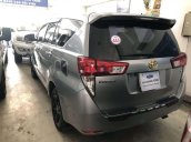 Cần bán gấp Toyota Innova sản xuất năm 2018