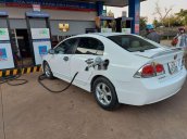 Cần bán Honda Civic đời 2009, màu trắng còn mới