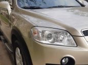 Xe Chevrolet Captiva năm 2007, màu vàng số tự động