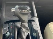 Cần bán Kia Cerato 1.6AT năm sản xuất 2018 còn mới, giá chỉ 555 triệu
