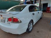 Cần bán Honda Civic đời 2009, màu trắng còn mới