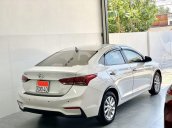 Bán Hyundai Accent năm sản xuất 2019, màu trắng còn mới