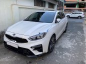 Cần bán xe Kia Cerato đời 2020, màu trắng