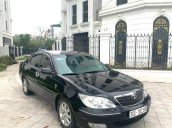 Bán gấp chiếc Toyota Camry AT 2003 xe chính chủ, giá mềm