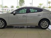 Cần bán lại xe Mazda 3 năm sản xuất 2018, màu bạc còn mới giá cạnh tranh