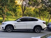 Cần bán lại xe BMW X6 năm sản xuất 2015, màu trắng, xe nhập còn mới