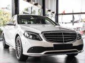 [Mecerdes Benz Haxaco] Mecerdes C200 Exclusive, giá tốt nhất miền Bắc, xe giao ngay, tặng ngay 50% trước bạ còn gì sướng hơn