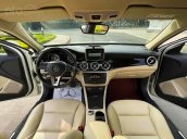 Cần bán Mercedes GLA 200 sản xuất 2014, màu trắng, xe nhập