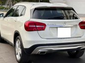 Cần bán Mercedes GLA 200 sản xuất 2014, màu trắng, xe nhập