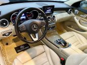 Bán ô tô Mercedes C250 Exclusive đời 2016, màu đen 