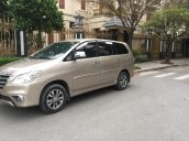 Chính chủ tôi cần bán Toyota Innova 2.0E 2015 số sàn, màu vàng cát