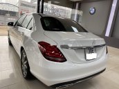 Bán Mercedes C class sản xuất năm 2017 còn mới