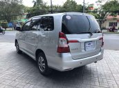 Bán ô tô Toyota Innova đời 2016, màu bạc còn mới